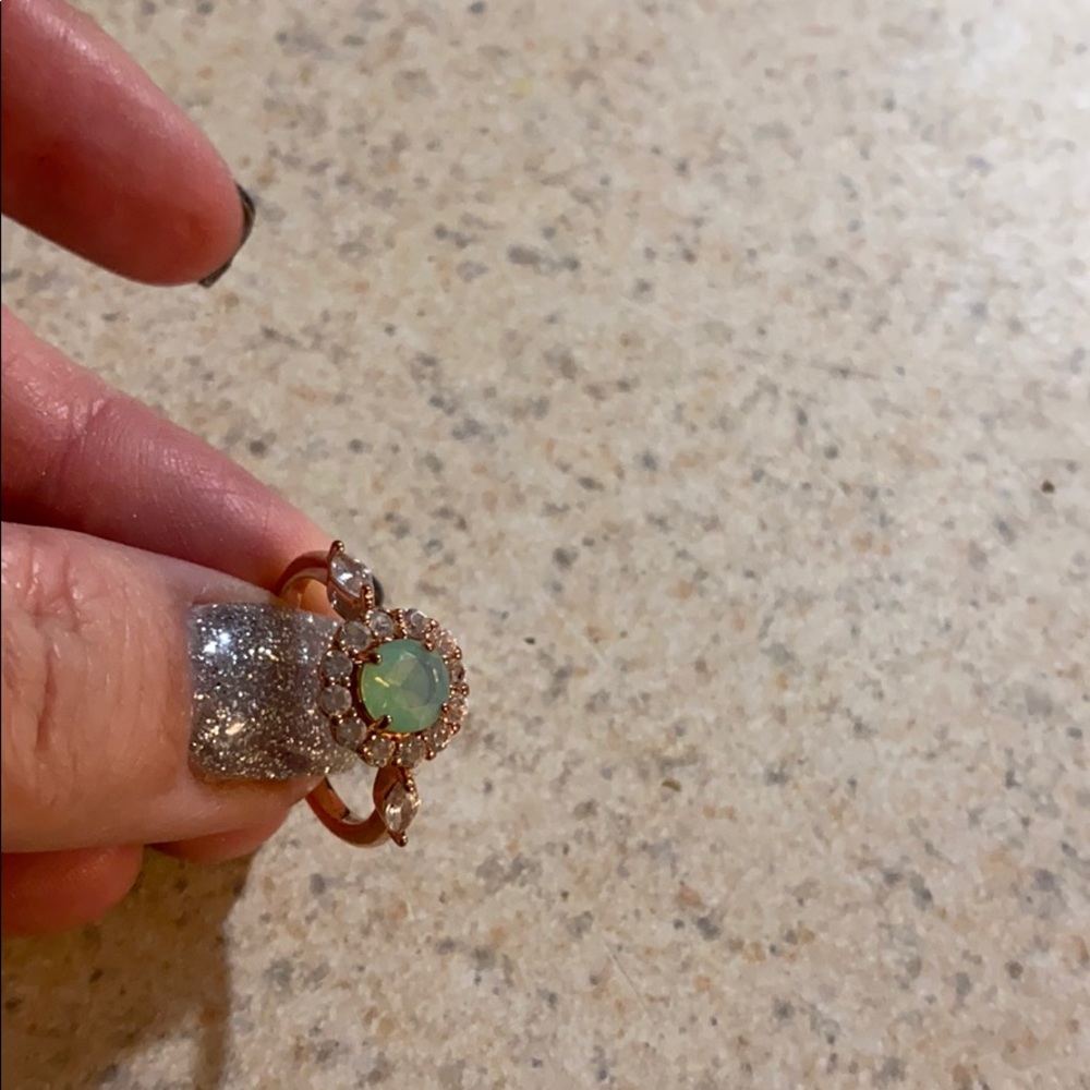 Ring - Picture 4 of 4